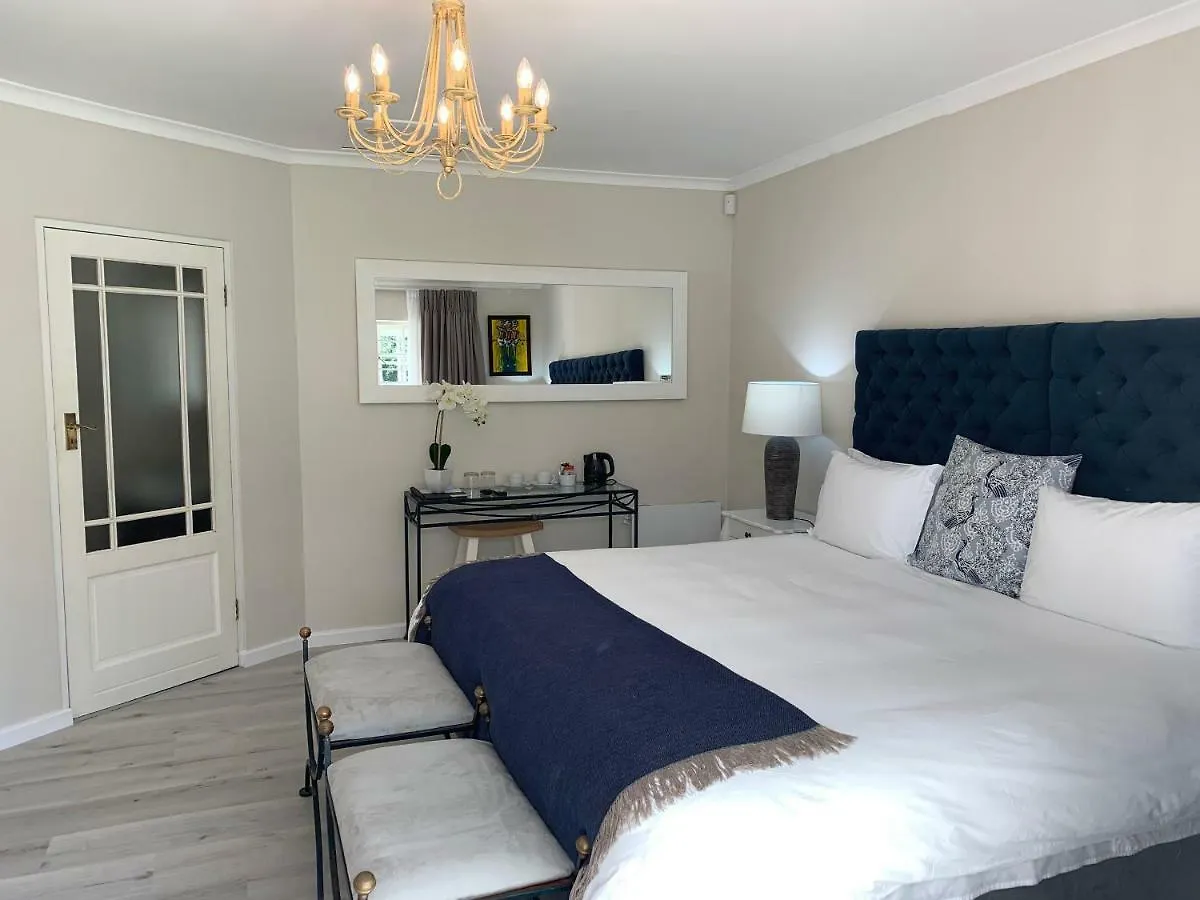 ****  Beluga Of Constantia Guest House Cape Town Güney Afrika