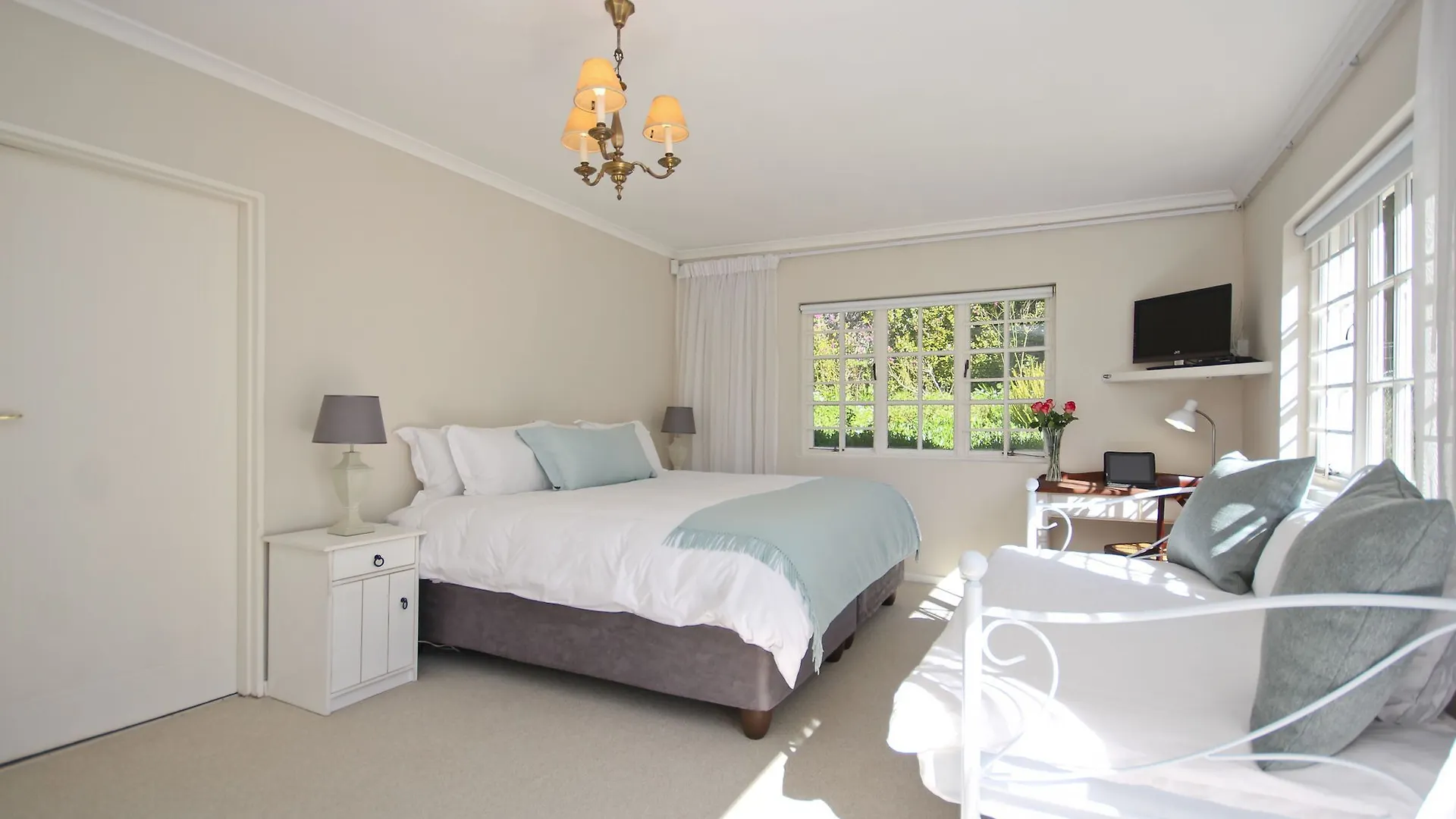 Beluga Of Constantia Guest House Cape Town 4*,