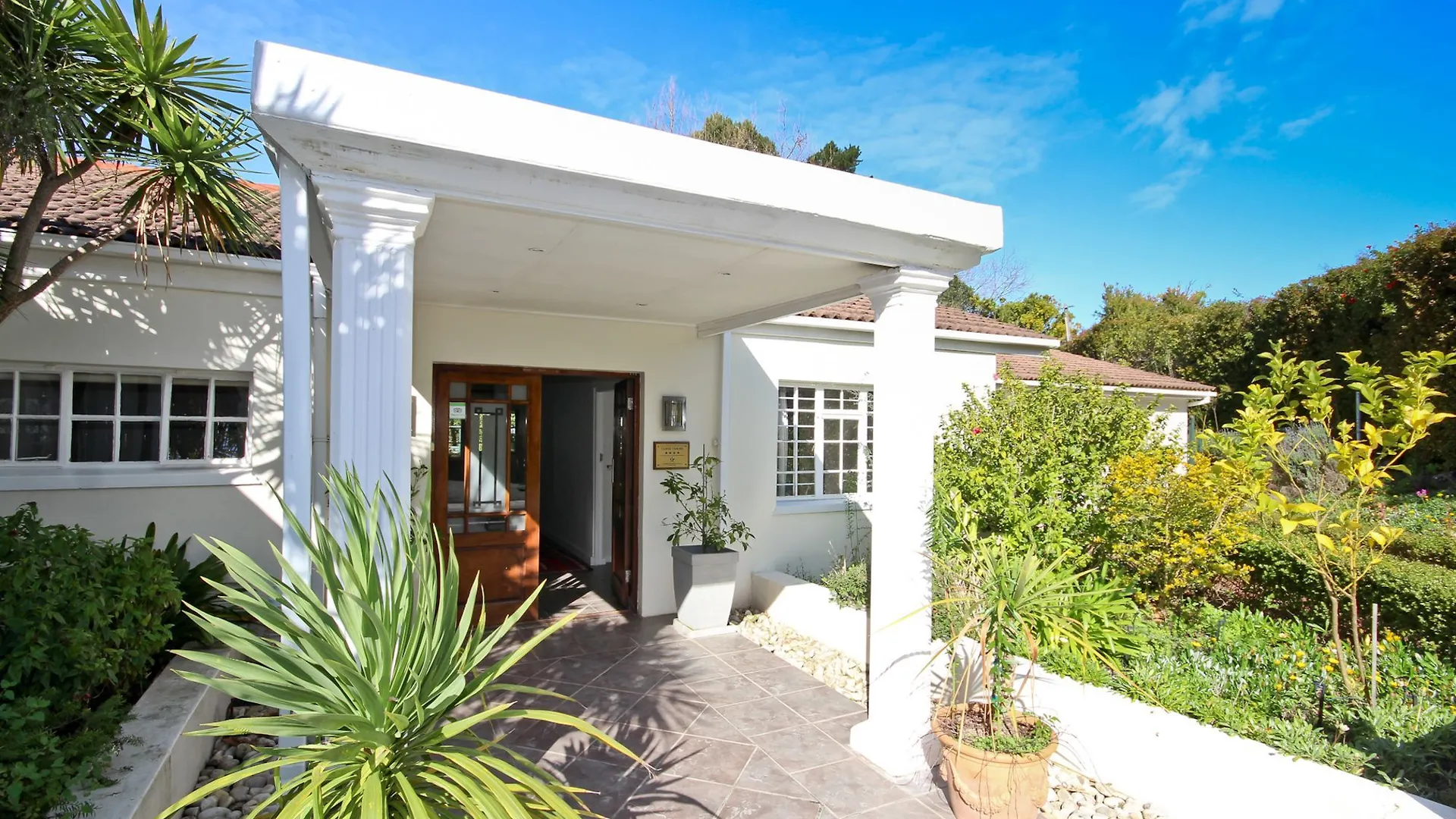 Beluga Of Constantia Guest House Cape Town